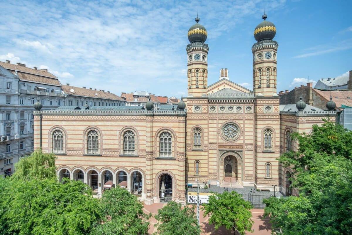 Central - New - Comfy Ac Studio Budapest Luaran gambar